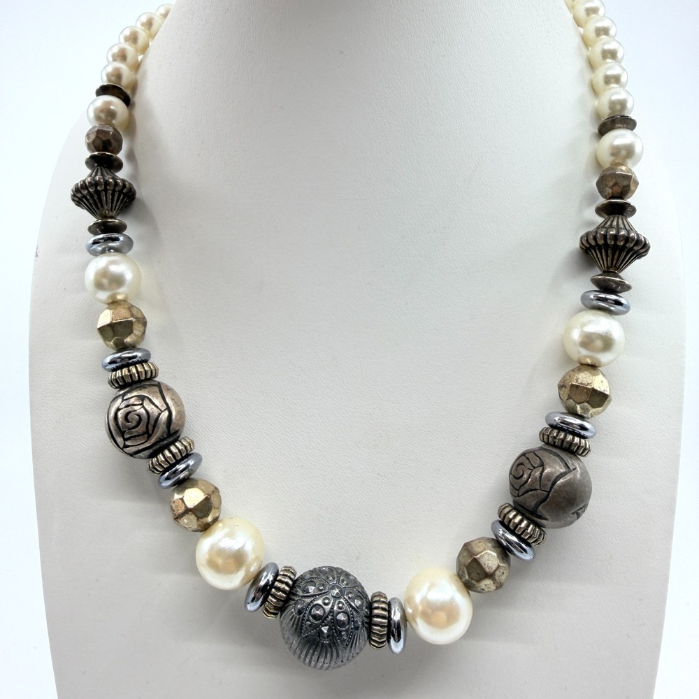 Vintage Faux Pearl Chunky Metal Bead Necklace Rose Details Mixed Media Collar